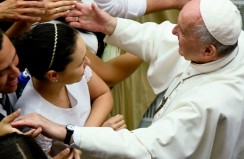 Pope at Audience: Beware of hypocrisy, actions speak louder than words